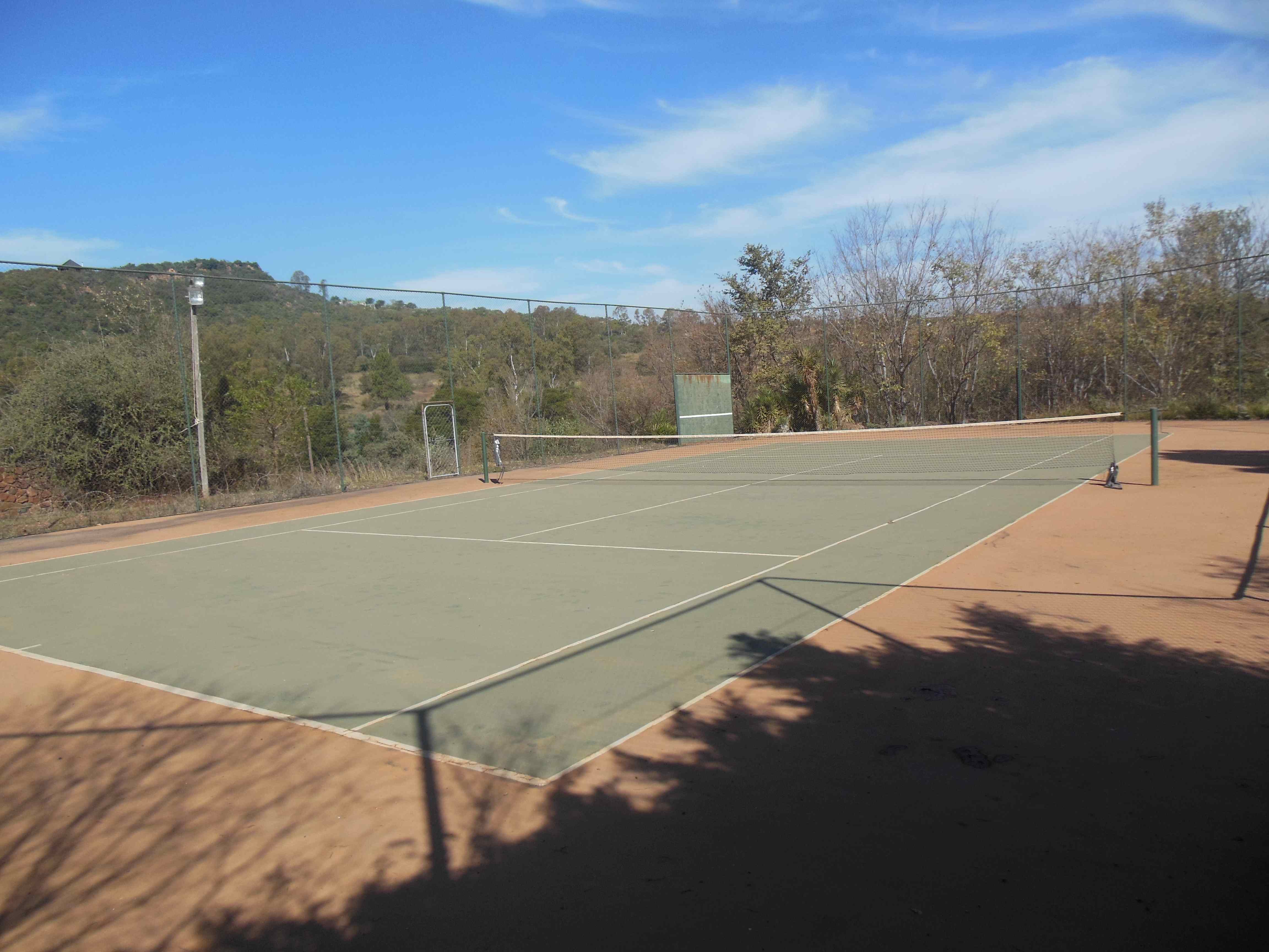 Tennisbaan